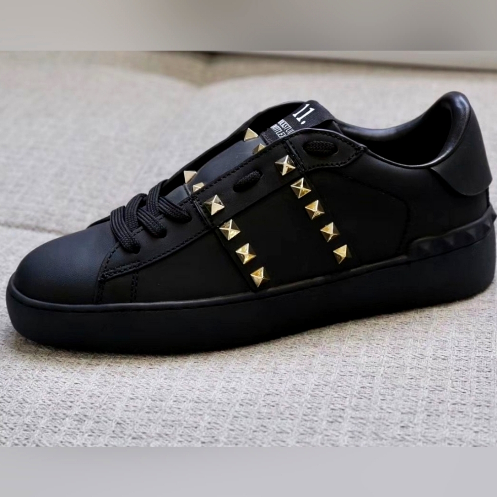 Rock Stud Sneakers Woman size us 10
